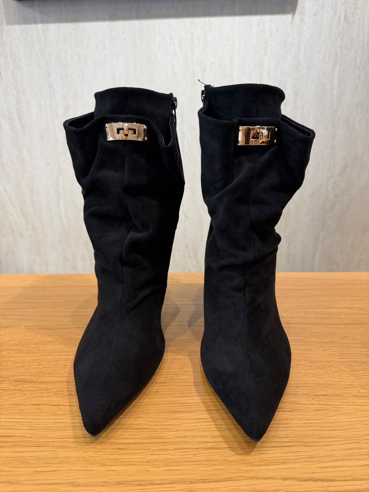 Buckle laarsje met hak Zwart